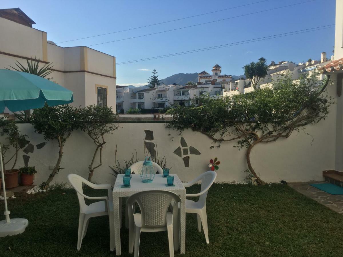 נרחה Apartamento Pueblo Rocio 80 מראה חיצוני תמונה